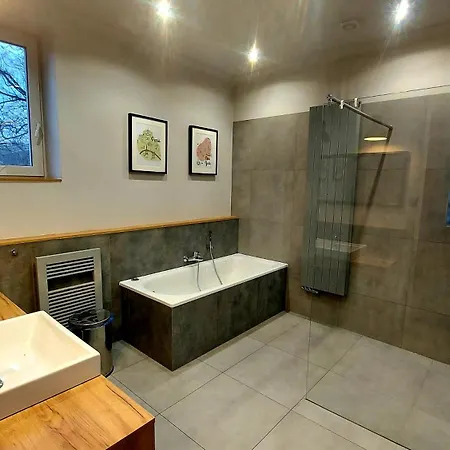 Rio Z Wanna I Parkingiem Sopot